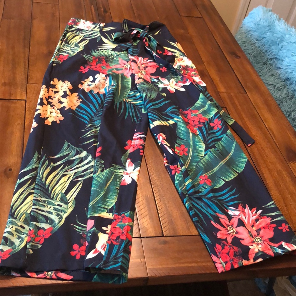 Wide Leg Crop Pants